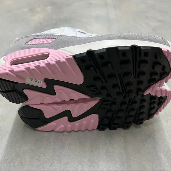 New with box - Wmn’s Nike Air Max 90 White/Sail-Med Sodt Pink - FN7489 100 - Picture 5 of 6